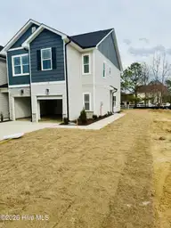 29 Joyner Park Drive, Rocky Mount, NC 27803 — 3-bedroom townhome in Joyner Park, Rocky Mount, NC, photo 5 of 31: side of unit 1