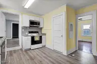 1912 Nun Street, Wilmington, NC 28403 — 4-bedroom home in Ardmore, Wilmington, NC, photo 11 of 35: Kitchen