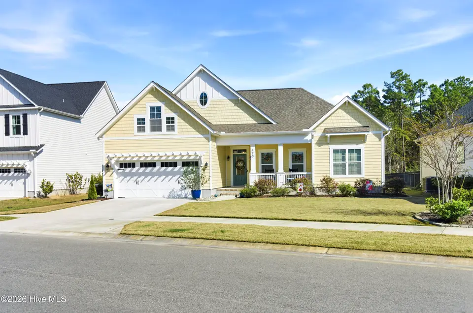 420 Arden Drive, Hampstead, NC 28443 — 3-bedroom waterfront home in Carolina Creek, Hampstead, NC, photo 1 of 64: DSC02151