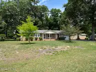 206 Tom Avenue, Castle Hayne, NC 28429 — 5-bedroom home in Castle Estates, Castle Hayne, NC, photo 3 of 43: IMG_8195