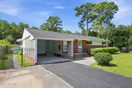 125 Bryan Boulevard, Havelock, NC 28532 — 3-bedroom home in Havelock Park, Havelock, NC, photo 4 of 52: 4-web-or-mls-IMG_8067