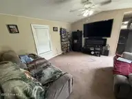 244 Kimberly Court, Rocky Point, NC 28457 — 2-bedroom manufactured home in Kimberly Estates, Rocky Point, NC, photo 10 of 15