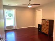 210 N First Avenue, New Bern, NC 28560 — 3-bedroom home in Glenburnie Gardens, New Bern, NC, photo 14 of 31: Elder bedroom 2