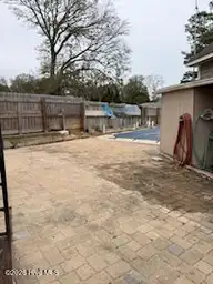 623 Trevis Lane, Wilmington, NC 28412 — 4-bedroom home in Roland Place, Wilmington, NC, photo 13 of 19: additional parking