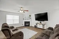 609 Ava Street, New Bern, NC 28560 — 4-bedroom home in Tyler, Home on the Lake, New Bern, NC, photo 8 of 40