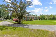 116 Oak Street, Warsaw, NC 28398 — 4-bedroom home, Warsaw, NC, photo 5 of 57