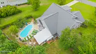 120 Pine Bluff Drive, Morehead City, NC 28557 — 4-bedroom waterfront home in Brandywine Bay, Morehead City, NC, photo 3 of 16: IMG_6085