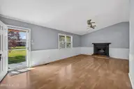 111 Little Lake Circle, New Bern, NC 28560 — 3-bedroom waterfront home in Gracie Farms, New Bern, NC, photo 7 of 24