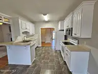 7 Edgewater Drive, Smithfield, NC 27577 — 3-bedroom home, Smithfield, NC, photo 11 of 41