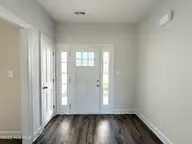 2004 Bluewater Boulevard, New Bern, NC 28562 — 3-bedroom home in Bluewater Rise, New Bern, NC, photo 2 of 29: IMG_4918