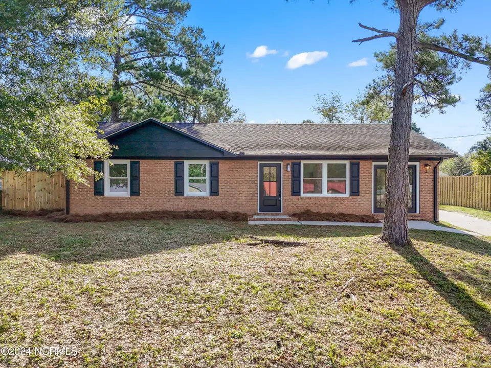 6 High Street, Castle Hayne, NC 28429 — 3-bedroom home in Walnut Hills, Castle Hayne, NC, photo 1 of 38: 6HighSt - 1