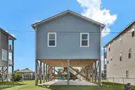 1017 1st Street, Surf City, NC 28445 — 4-bedroom waterfront home in Old Settlers Beach, Surf City, NC, photo 2 of 38