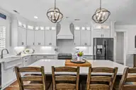 102 Olde Point Loop, Hampstead, NC 28443 — 4-bedroom waterfront home in Olde Point, Hampstead, NC, photo 24 of 70: 24_kitchen