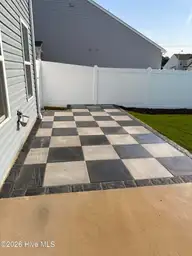 103 Spinnaker Street A, Elizabeth City, NC 27909 — 3-bedroom townhome in Tooley Harbor, Elizabeth City, NC, photo 6 of 47: IMG_7904