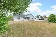 411 Foxtrace Lane, Hubert, NC 28539 — 3-bedroom home in Foxtrace, Hubert, NC, photo 3 of 28