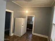 305 Stough Al Alley, Kinston, NC 28501 — 2-bedroom home, Kinston, NC, photo 4 of 10: 8cc1ae8d65a419c88594fc2fcf3cf4be-uncropp