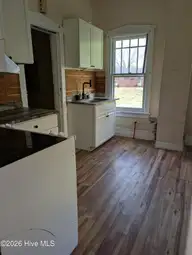 406 Academy Street E, Wilson, NC 27893 — 3-bedroom home, Wilson, NC, photo 10 of 13: 406 Academy St (9)