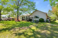 220 Shoreline Drive, New Bern, NC 28562 — 4-bedroom waterfront home in River Bend, New Bern, NC, photo 21 of 70: tempImageAfctYT
