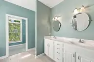 112 White Heron Lane, Swansboro, NC 28584 — 3-bedroom waterfront home in Bluewater Cove, Swansboro, NC, photo 17 of 60: Primarys bathroom