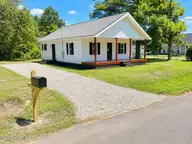 302 W 1st Street, Princeton, NC 27569 — 3-bedroom home, Princeton, NC, photo 1 of 29: IMG_8447