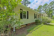 614 Forest Lane, Wallace, NC 28466 — 3-bedroom home, Wallace, NC, photo 9 of 39