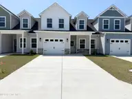 463 Timbercrest Circle SE, Bolivia, NC 28422 — 4-bedroom townhome in Autumn Trail, Bolivia, NC, photo 3 of 29: IMG_7326