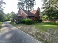 906 Carey Road, Kinston, NC 28501 — 4-bedroom home, Kinston, NC, photo 7 of 25: IMG_4783
