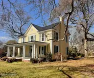 105 W Wayne Street, Fremont, NC 27830 — 3-bedroom home, Fremont, NC, photo 2 of 35: Front 2