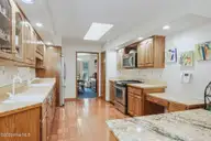126 Loblolly Drive, Pine Knoll Shores, NC 28512 — 3-bedroom home in Pine Knoll Association, Pine Knoll Shores, NC, photo 12 of 41: 25-web-or-mls-chadwick-visuals-126-loblo