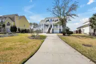 9004 Saint Stephens Place, Wilmington, NC 28412 — 5-bedroom waterfront home in East Bank Landing, Wilmington, NC, photo 10 of 65: 9004SaintStephensPl-2