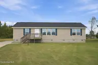 2203 Mohawk Court, Farmville, NC 27828 — 3-bedroom home in Chinquapin Road, Farmville, NC, photo 2 of 42