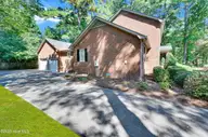 505 Bremerton Drive, Greenville, NC 27858 — 4-bedroom home in Bedford, Greenville, NC, photo 5 of 64: 505 Bermerton Drive-5
