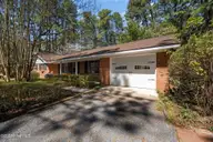 188 Thorne Road, Pinehurst, NC 28374 — 3-bedroom home in Pinedale, Pinehurst, NC, photo 3 of 44: Garage