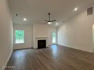 322 Eastwood Drive, Wallace, NC 28466 — 4-bedroom home in Eastwood Acres, Wallace, NC, photo 7 of 30