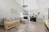 402 Satterfield Drive, New Bern, NC 28560 — 4-bedroom home in Satterfield, New Bern, NC, photo 6 of 42: 7-web-or-mls-0C0A1566