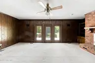 959 Halls Creek Road, Elizabeth City, NC 27909 — 3-bedroom waterfront home in Halls Creek Subdivision, Elizabeth City, NC, photo 21 of 53: Great Room