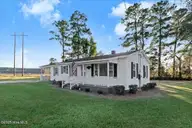 270 Orange Street, Kinston, NC 28504 — 2-bedroom home in Jackson Heights, Kinston, NC, photo 3 of 32: 03-270 Orange St-3