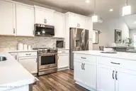 124 Lark Drive, Pinehurst, NC 28374 — 3-bedroom townhome in Royal Oak, Pinehurst, NC, photo 10 of 53: DSC01753