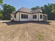 917 Maggie Lane, Elizabeth City, NC 27909 — 4-bedroom waterfront home in Newbegun Land, Elizabeth City, NC, photo 7 of 63: CAM06278G6-PR0047-STILL006