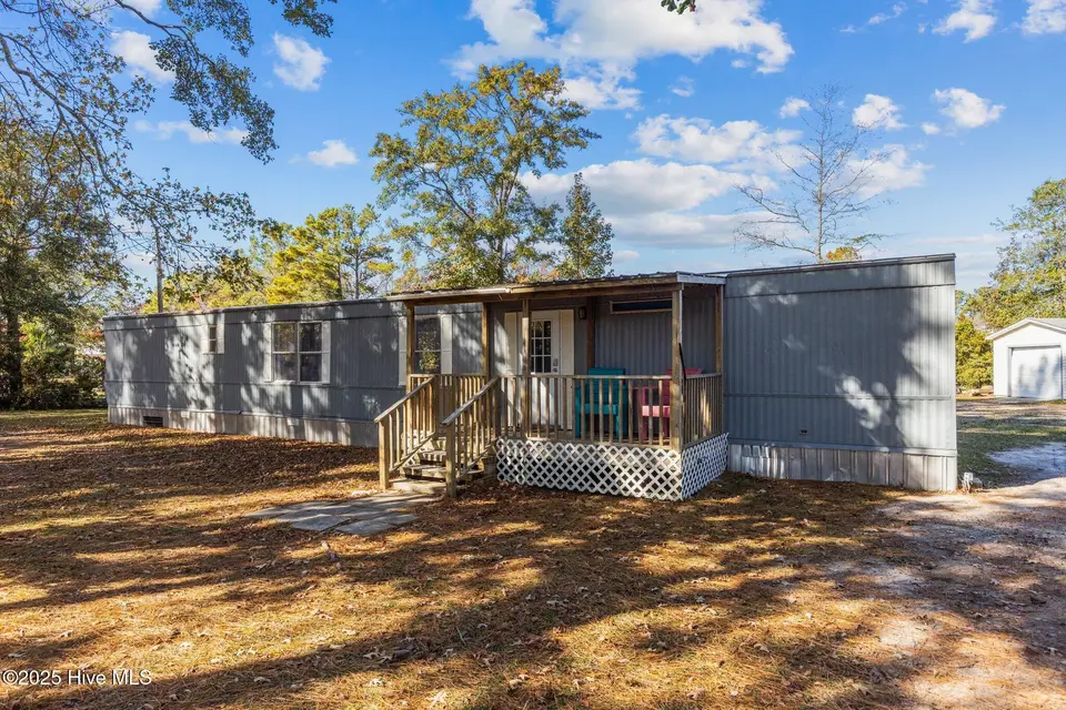 223 Pettiford Road, Peletier, NC 28584 — 3-bedroom waterfront manufactured home in Pettiford Point, Peletier, NC, photo 1 of 34: 1-web-or-mls-1S3A9904