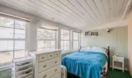 1937 Jackson Street, Wilmington, NC 28401 — 3-bedroom home in Sunset Park, Wilmington, NC, photo 9 of 22: 3rd bedroom window angle