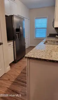 119 Covil Avenue Unit 202, Wilmington, NC 28403 — 2-bedroom condo in Covil Garden Condominiums, Wilmington, NC, photo 5 of 20: Kitchen
