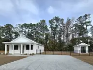 148 Long Pond Loop, Swansboro, NC 28584 — 2-bedroom waterfront condo in Cabins at Old Horse, Swansboro, NC, photo 2 of 48