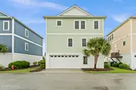 932 Observation Lane, Topsail Beach, NC 28445 — 3-bedroom waterfront home in Queens Grant, Topsail Beach, NC, photo 2 of 57: 4-DSC07113