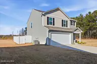 3494 Danfield Drive, Kinston, NC 28504 — 3-bedroom home in Dogwood Creek, Kinston, NC, photo 2 of 26: 02-3494 Danfield Dr-2