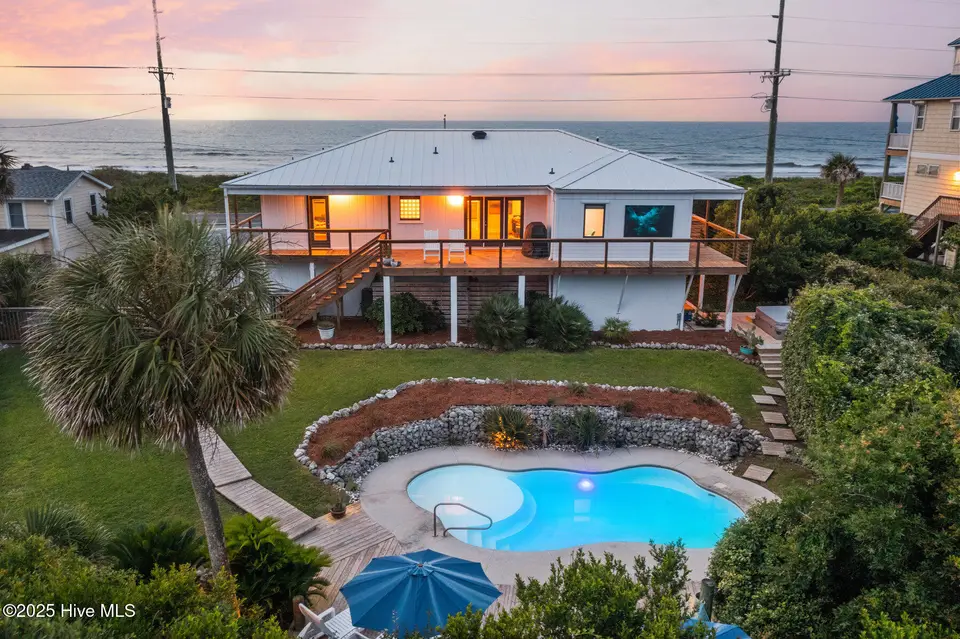2905 S Shore Drive, Surf City, NC 28445 — 4-bedroom waterfront home, Surf City, NC, photo 1 of 1: 003_twilight_2_99