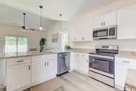 552 Timbercrest Circle, Bolivia, NC 28422 — 3-bedroom townhome in Autumn Trail, Bolivia, NC, photo 8 of 37: SIMILAR HOME