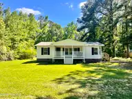 498 Arvida Spur Road, Rocky Point, NC 28457 — 3-bedroom manufactured home in Arvida Park, Rocky Point, NC, photo 2 of 21: IMG_2249