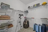 302 Palisades Way, New Bern, NC 28560 — 3-bedroom home in Lynnwood Highlands, New Bern, NC, photo 21 of 41: 2nd Closet