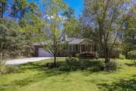 157 Jones Gut Drive, Beaufort, NC 28516 — 3-bedroom waterfront home in Back Creek, Beaufort, NC, photo 7 of 49: 2-web-or-mls-chadwick-visuals-157-jones-